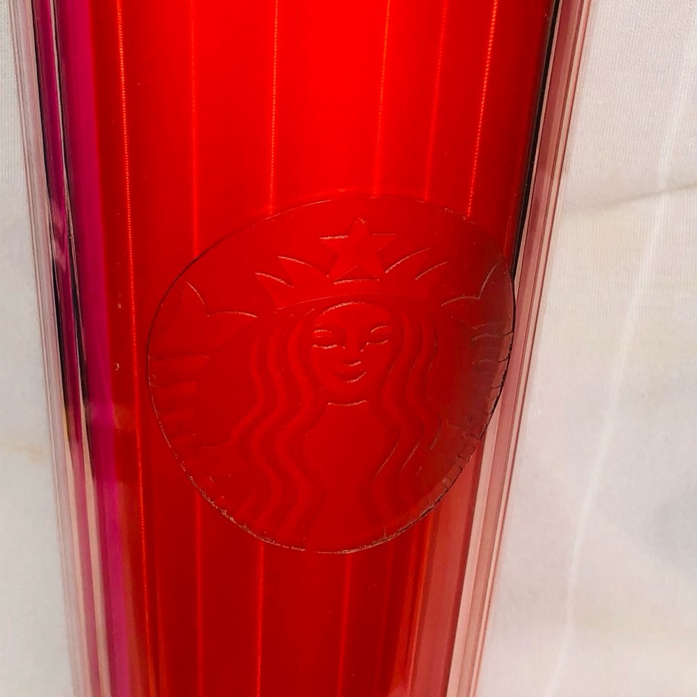 Starbucks Red 2024 Diamond 24oz BNWT - Picture 2 of 7